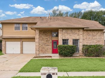 8915 Lakeside Forest Drive