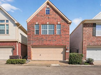 2636 Couch Street