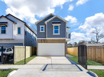 8700 Lanewood Drive