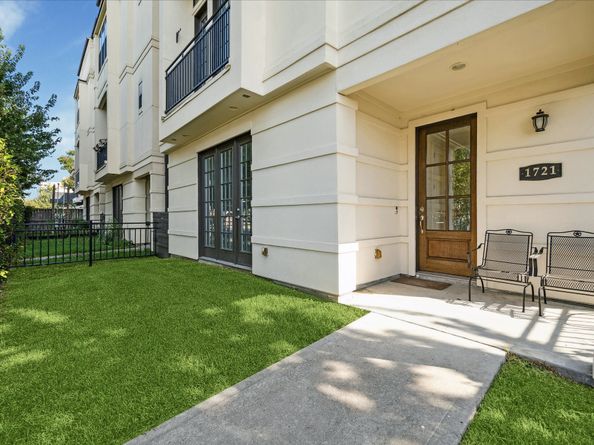 1721 Shearn Street, Houston TX 77007