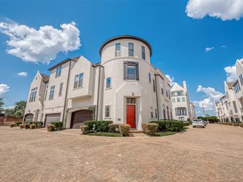 9940 Woodwind Lane S