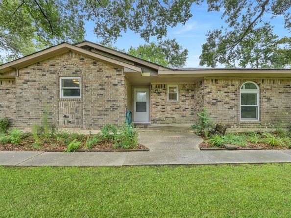 504 Catfish Lane, Conroe TX 77384
