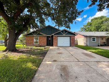 703 Midland Court
