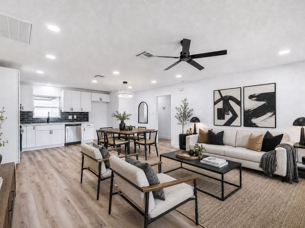 8658 Sonneville Drive, Houston TX 77080