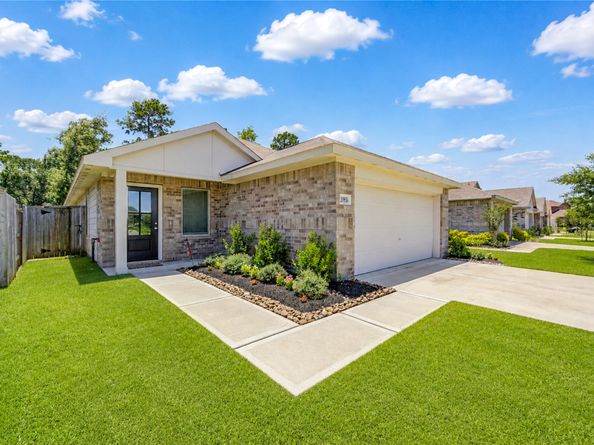 20926 Zuccala Drive, New Caney TX 77357