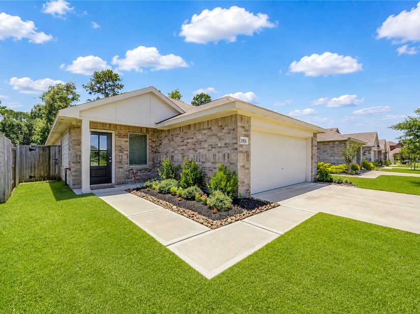 20926 Zuccala Drive, New Caney TX 77357