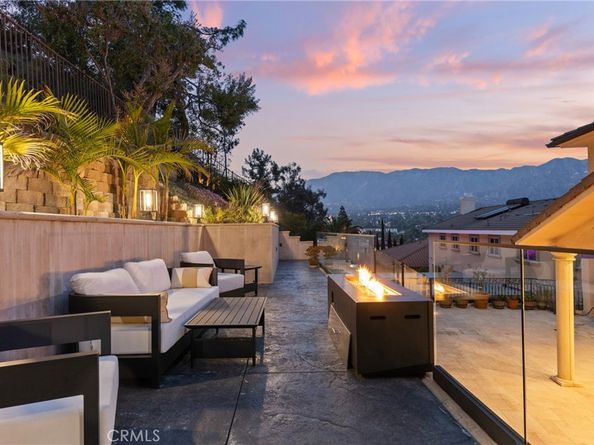 3435 Oakmont View Drive, Glendale CA 91208