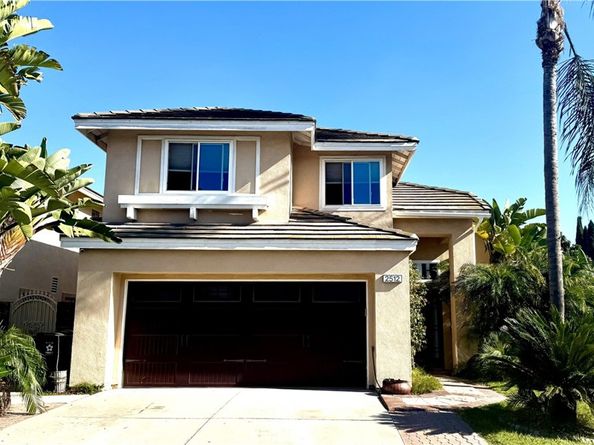 2512 W Halfmoon, Anaheim CA 92804