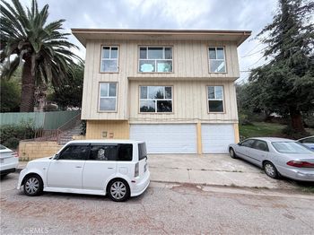 2575 Riverside Terrace