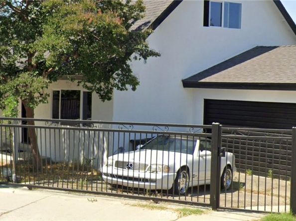 7923 Bellaire Avenue, North Hollywood CA 91605