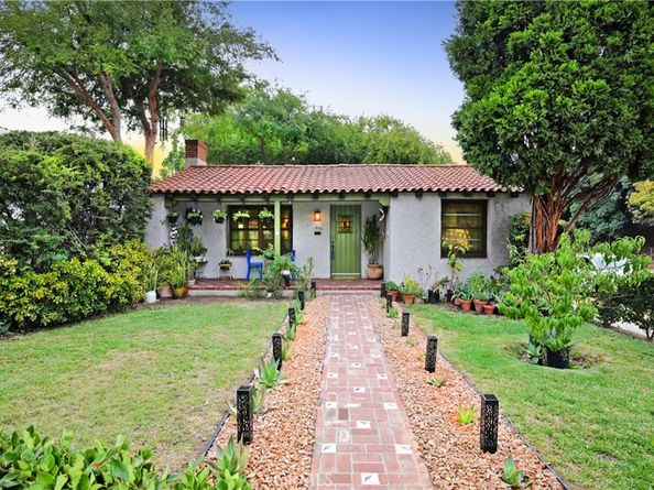 404 N Vinedo Avenue, Pasadena CA 91107