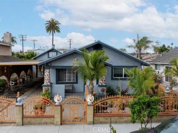 1843 Cerritos, Long Beach CA 90806