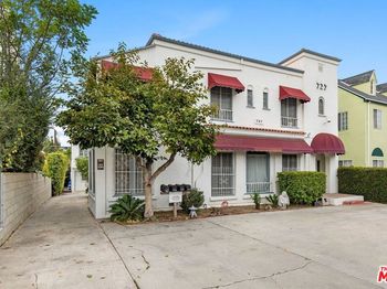 727 Crenshaw Boulevard