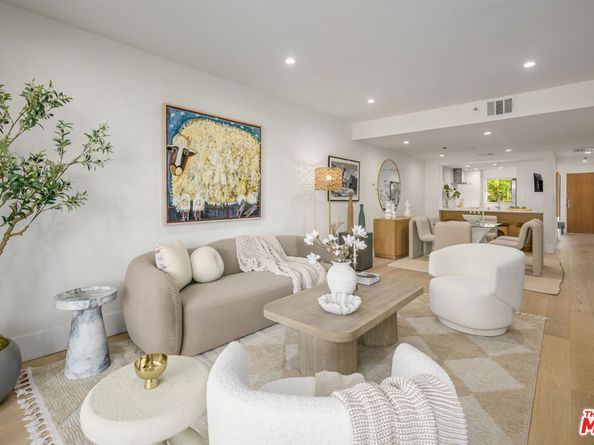 2940 Neilson Way 305, Santa Monica CA 90405