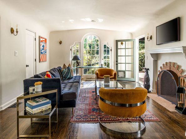 6749 Whitley Terrace, Los Angeles CA 90068