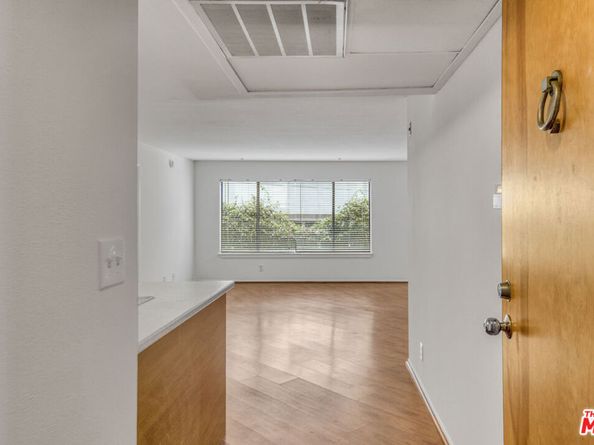 2121 Beloit Avenue 107, Los Angeles CA 90025