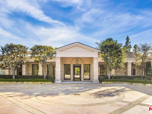 400 St Cloud Road, Los Angeles CA 90077