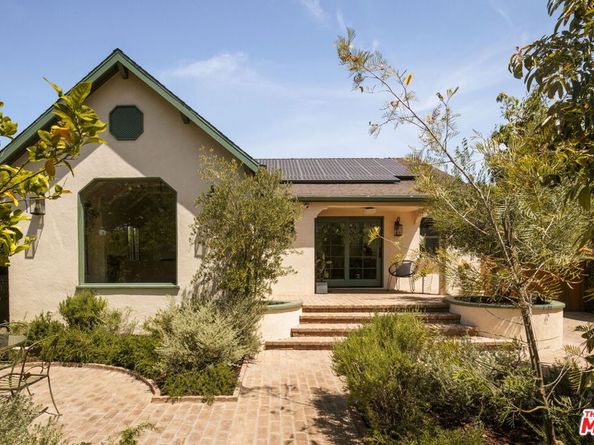 3351 Garden Avenue, Los Angeles CA 90039