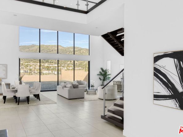 20115 W Galway Lane, Porter Ranch CA 91326
