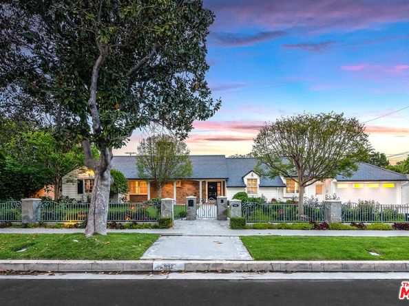 9921 Toluca Lake Avenue, Toluca Lake CA 91602