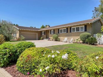 6064 Avenida Chamnez