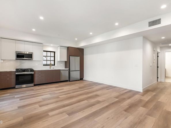 139 S Oak Knoll Avenue 304, Pasadena CA 91101