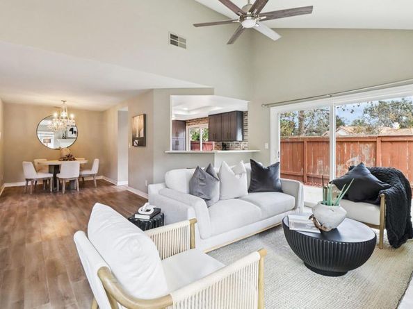 16003 Caminito De Linda, San Diego CA 92128