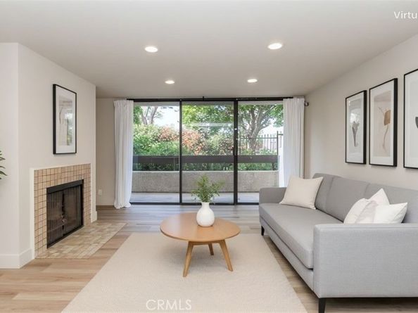 1900 Vine 214, Hollywood CA 90068