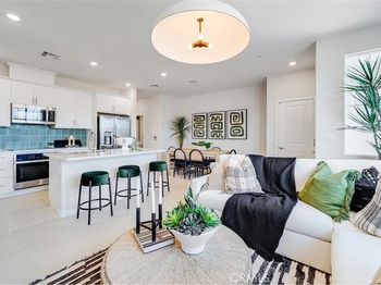 2673 Cloudview Privado