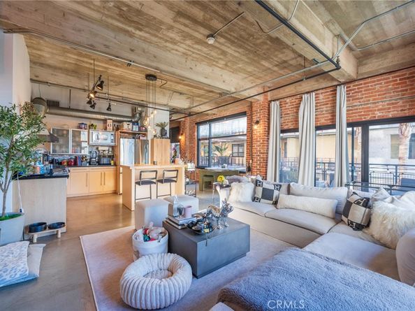 835 Locust Avenue 310, Long Beach CA 90813