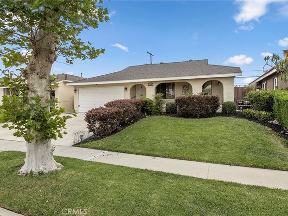 4334 Conquista Avenue, Lakewood CA 90713