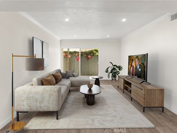 18620 Hatteras 173, Tarzana CA 91356