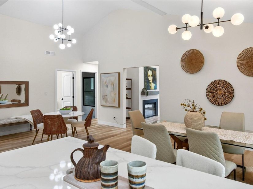 7924 Greenly Dr, Oakland CA 94605