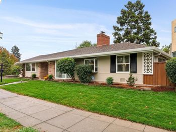 1120 Hubert Rd