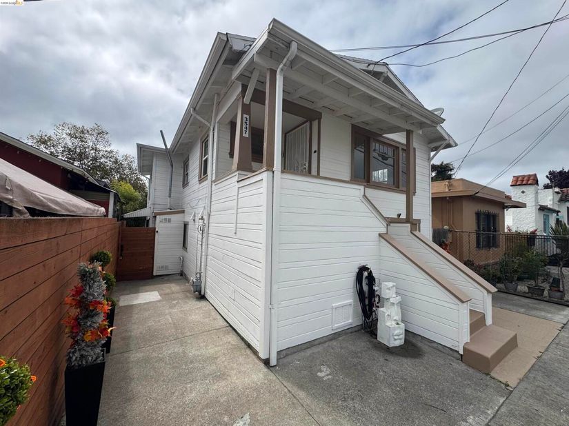 3547 Suter Street, Oakland CA 94619