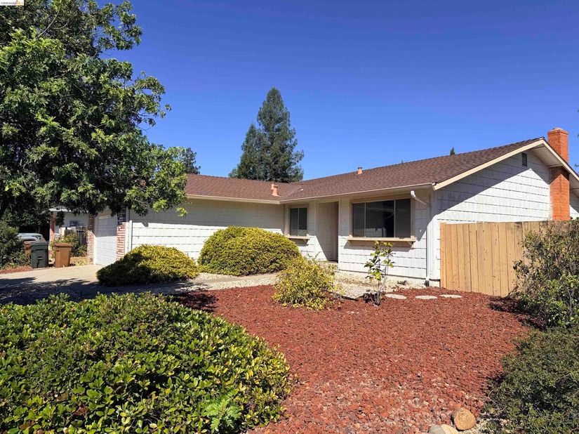 119 Clear Creek Ct, Martinez CA 94553