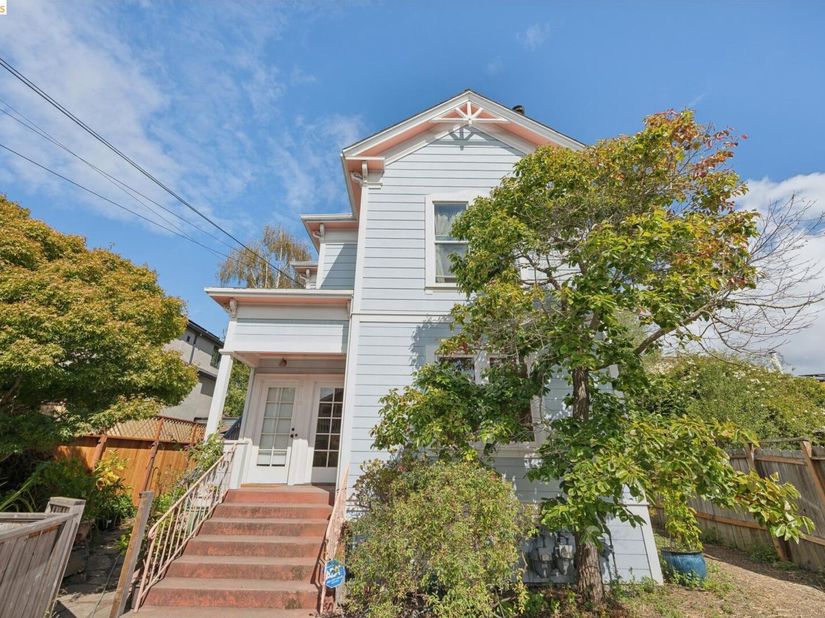 1711 Milvia A, Berkeley CA 94709