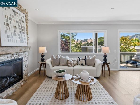 1150 Canyonwood Ct 4, Walnut Creek CA 94595
