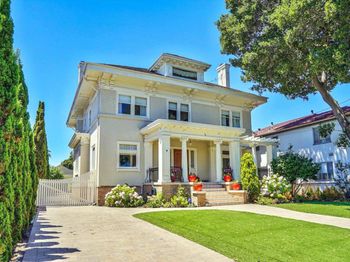 2056 Santa Clara Ave