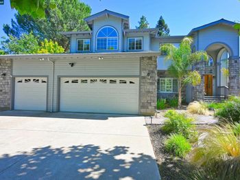 35 Harmony Ln