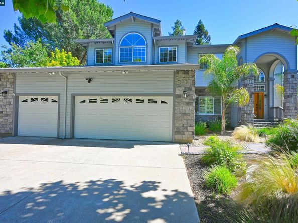 35 Harmony Ln, Walnut Creek CA 94597