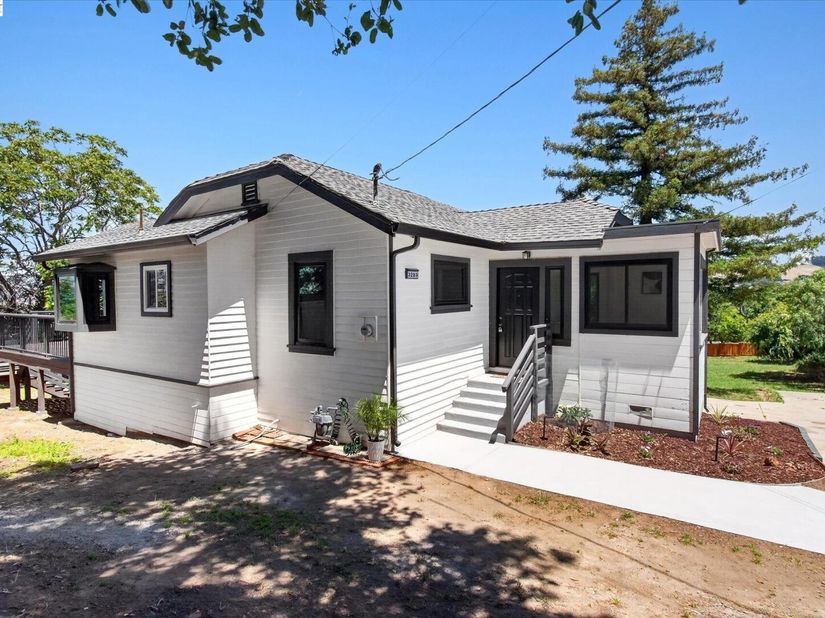 3280 Ohlone Way, Hayward CA 94541