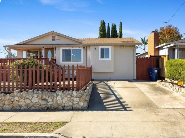 19695 Bernal St, Castro Valley CA 94546