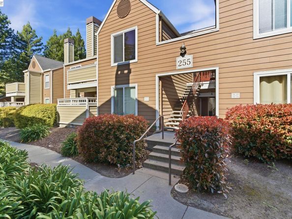 255 Reflections Dr 22, San Ramon CA 94583