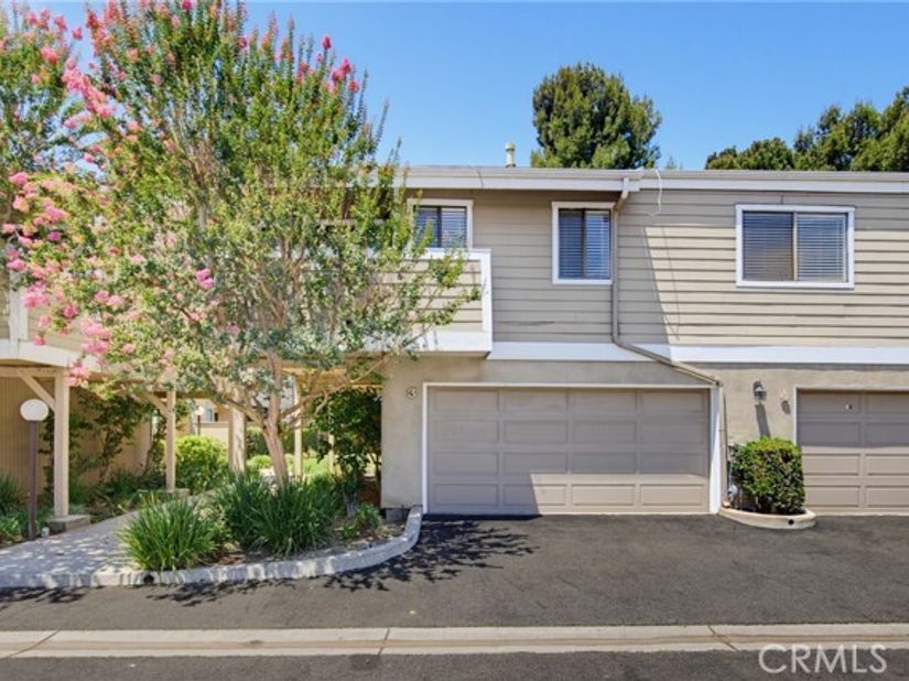10740 Woodley Avenue 3, Granada Hills (los Angeles) CA 91344