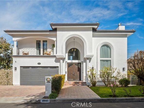 13045 Greenleaf Street, Studio City (los Angeles) CA 91604