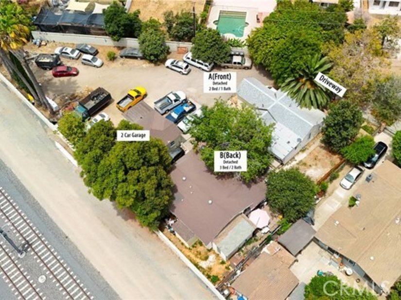 2430 W 6th A/B, Santa Ana CA 92703