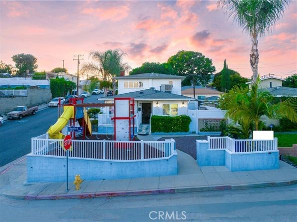 243 S Hanford, San Pedro (los Angeles) CA 90732