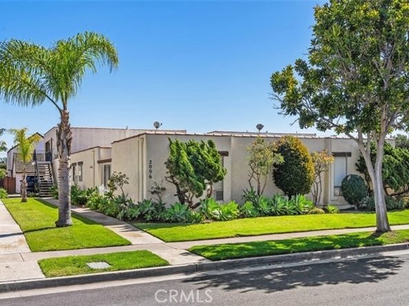 2006 California, Huntington Beach CA 92648