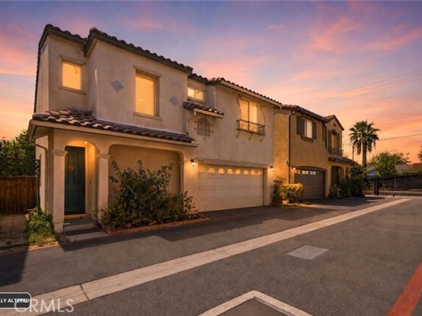 11379 Villa Del Sol, Pacoima (los Angeles) CA 91331